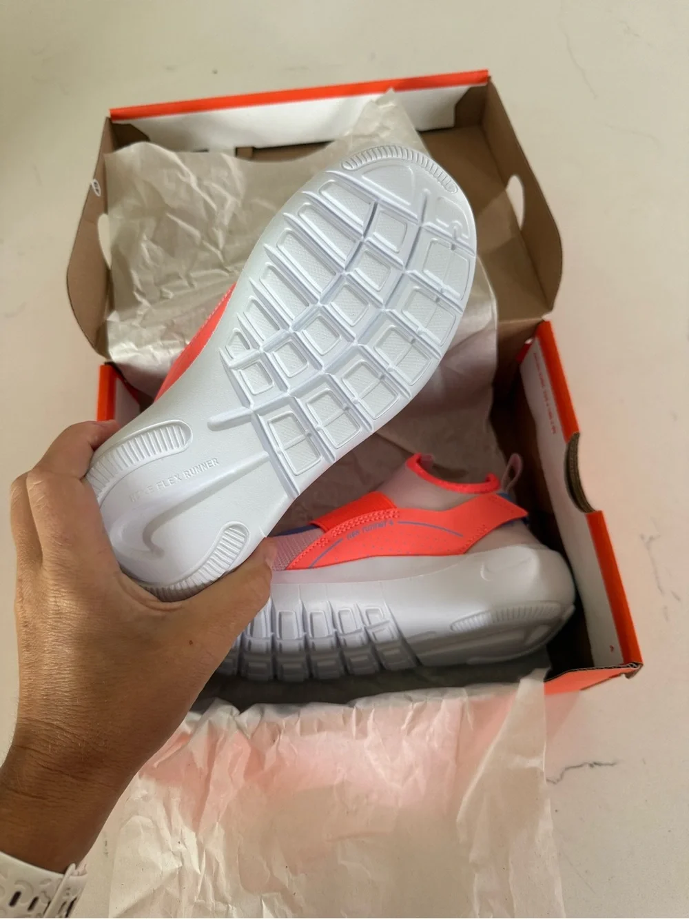 Nike lightweight slip